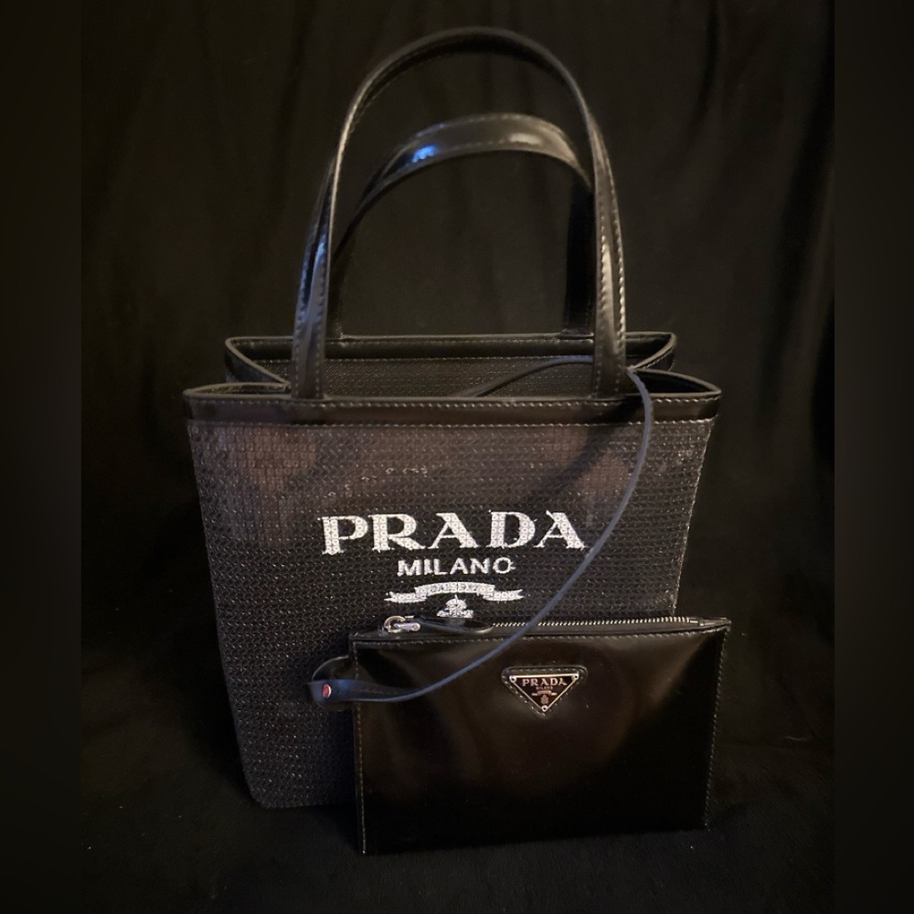 Sequin & Leather Tote Bag. w Authentcity Card, and removal pouch/wallet